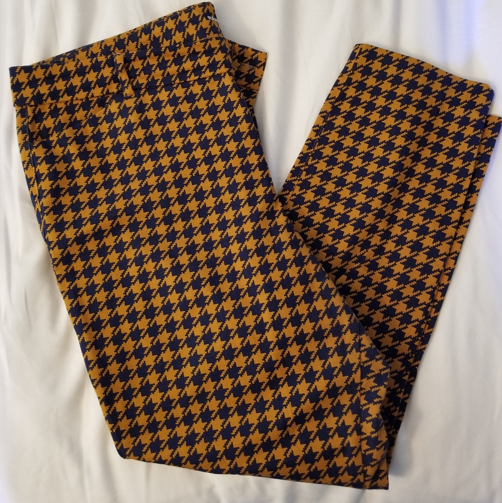 COPY - Old Navy Pixie Pants - size 16